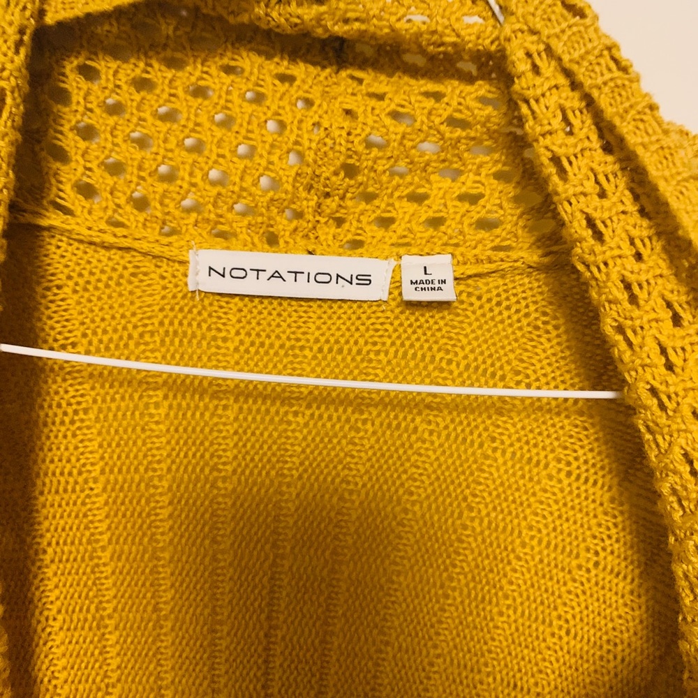 Sweater - Picture 3 of 4